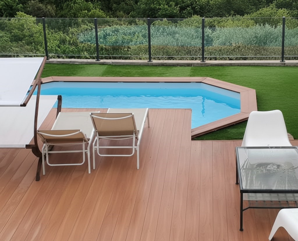 A Camémat Project: An aluminum balcony featuring a flawless, maintenance-free finish.