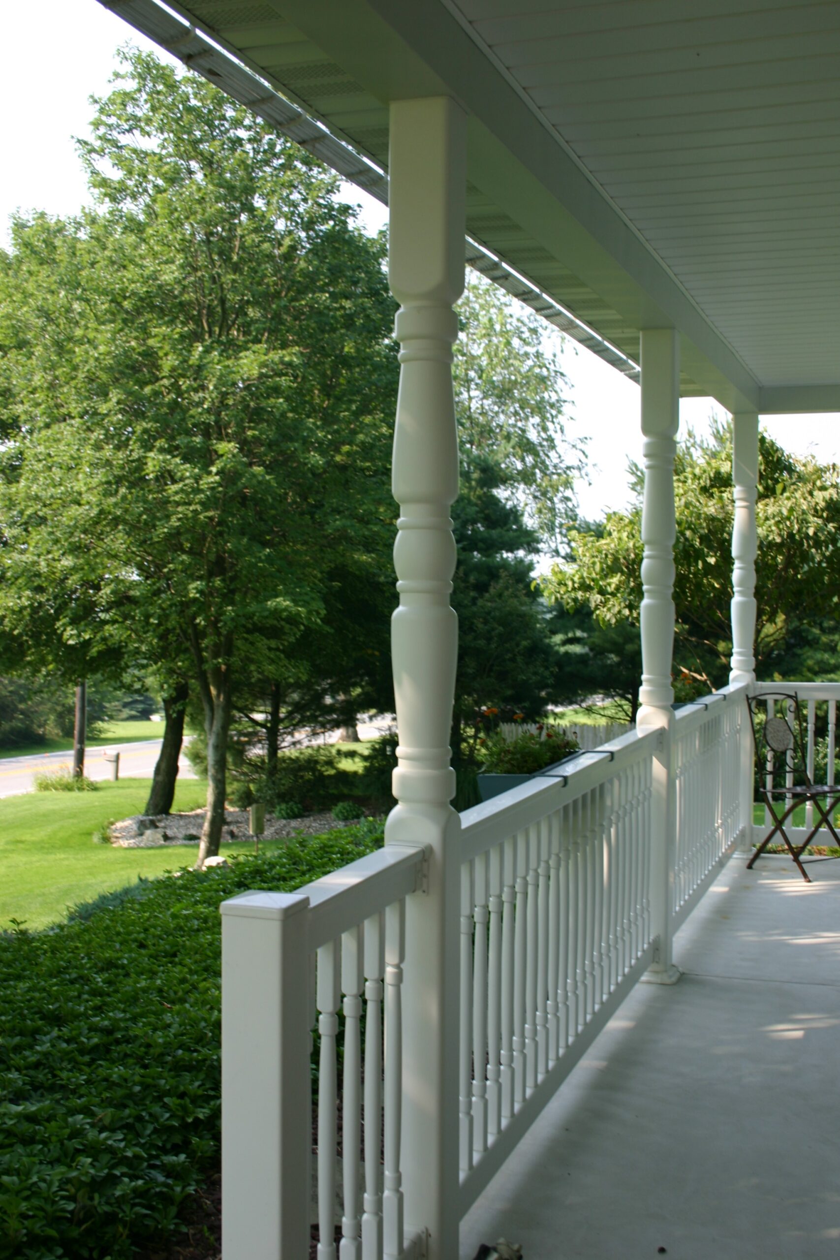 Porch post (Traditional)